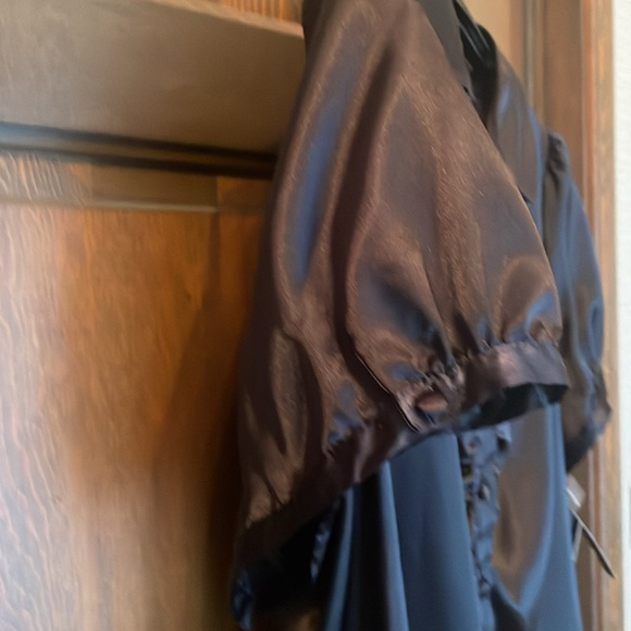 APT. 9 Black Plus Size 2X Satin-like Short Sleeve Top. Classic for any closet - Picture 10 of 12